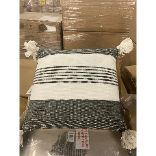 Hearth & Hand Pillows “Case”