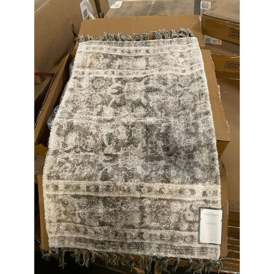 Threshold Bath Rug - (189073) “Case”